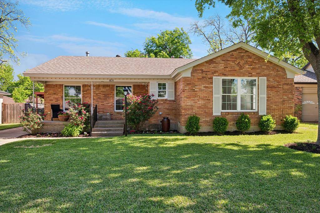 1831 Swan Drive, Dallas, TX 75228