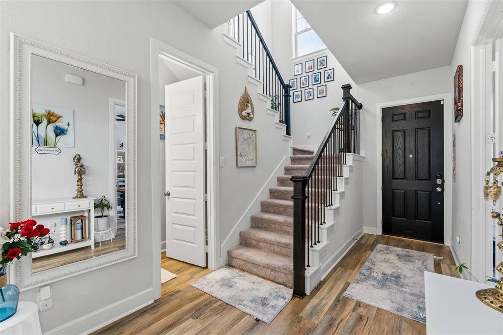 4430 English Maple Drive, Arlington, TX 76005