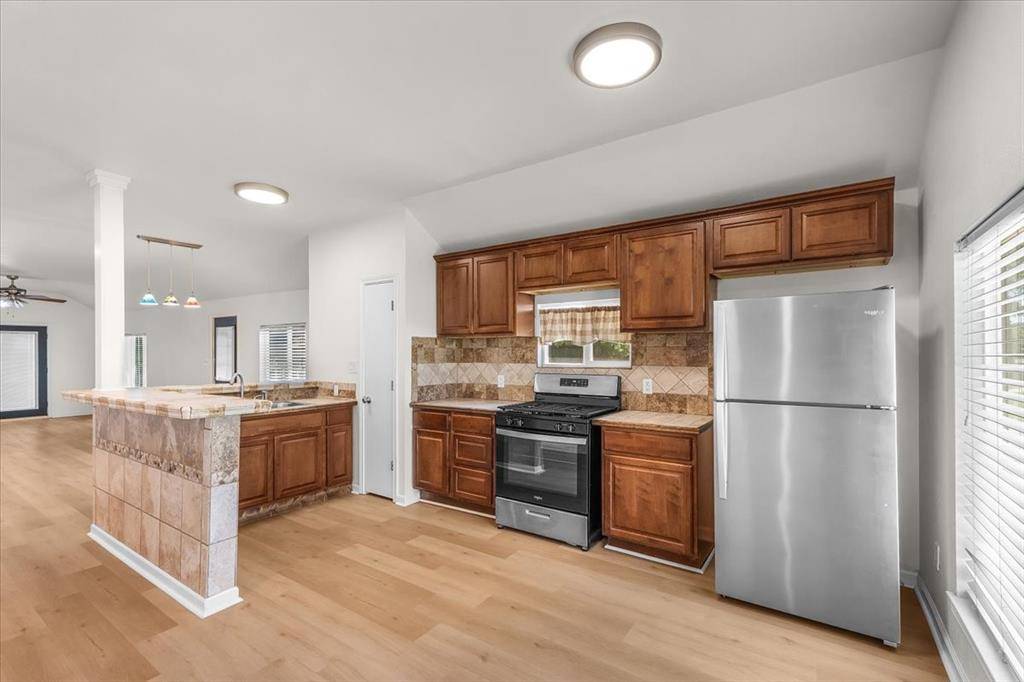 828 Springer Avenue, Fort Worth, TX 76114