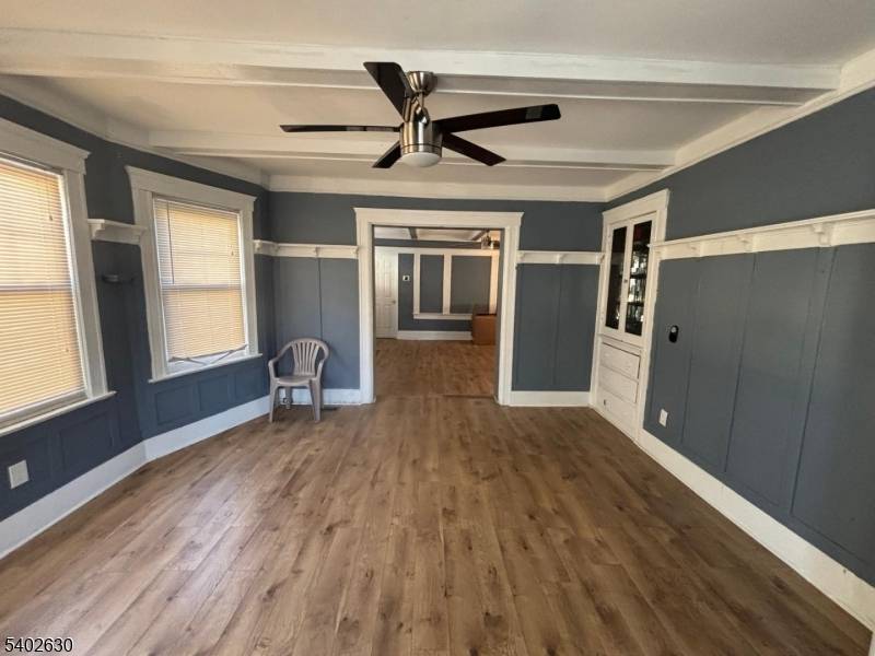 220 S Washington Ave, Dunellen Boro, NJ 08812