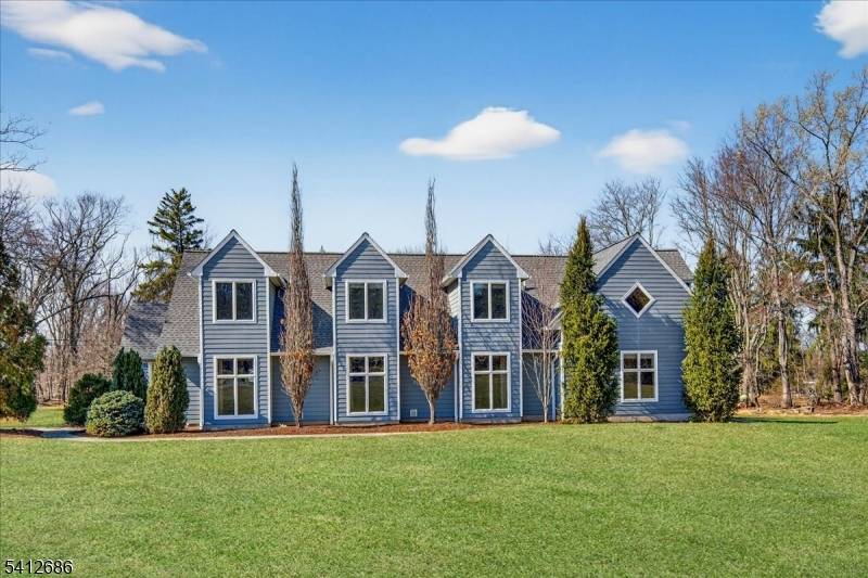 947 Cherry Hill Rd, Montgomery Twp., NJ 08540