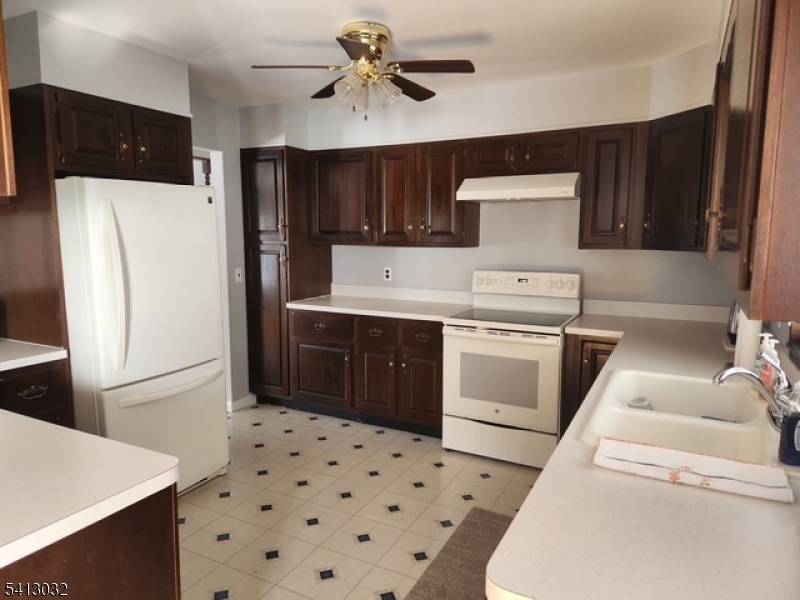 6 Millbrook Rd, Blairstown Twp., NJ 07825