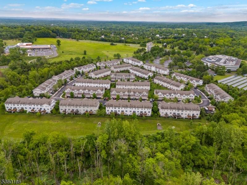79 Autumn Ln, Montgomery Twp., NJ 08558