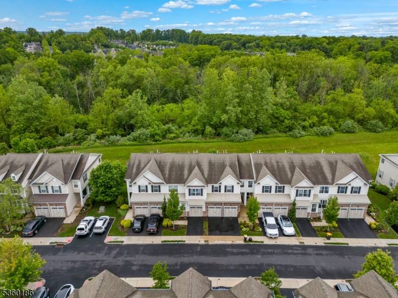 79 Autumn Ln, Montgomery Twp., NJ 08558