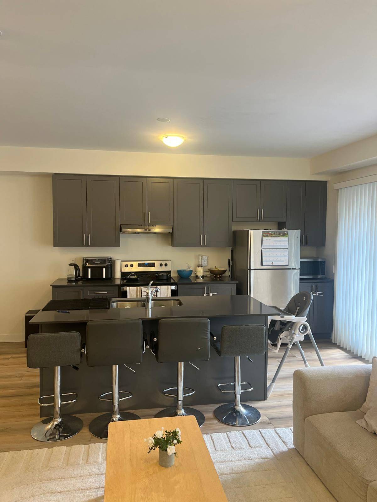 1695 Dersan ST S #1009, Pickering, ON L1X 0S9