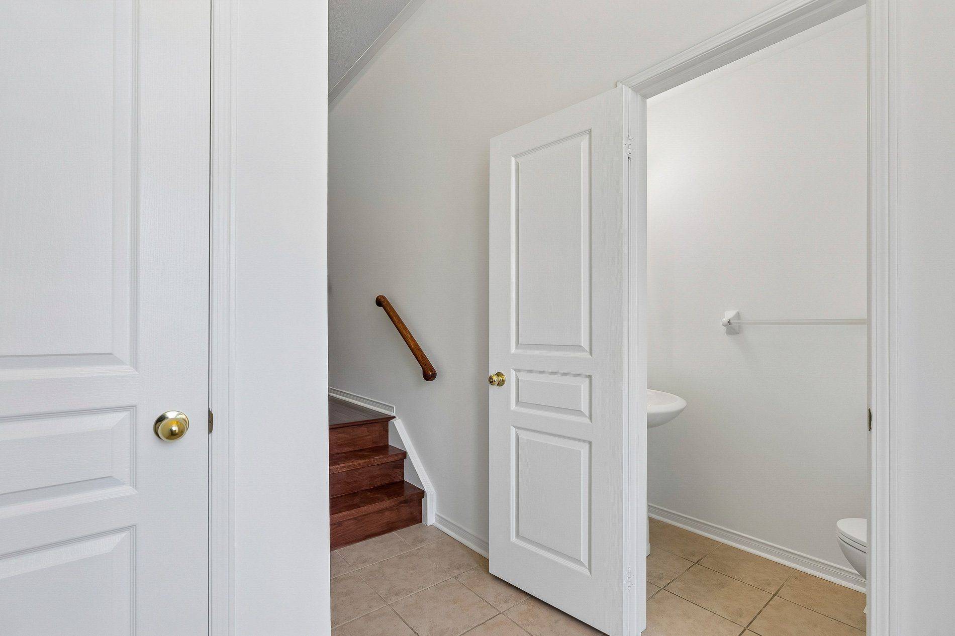 8 Pinecliff AVE, Markham, ON L6B 0K2