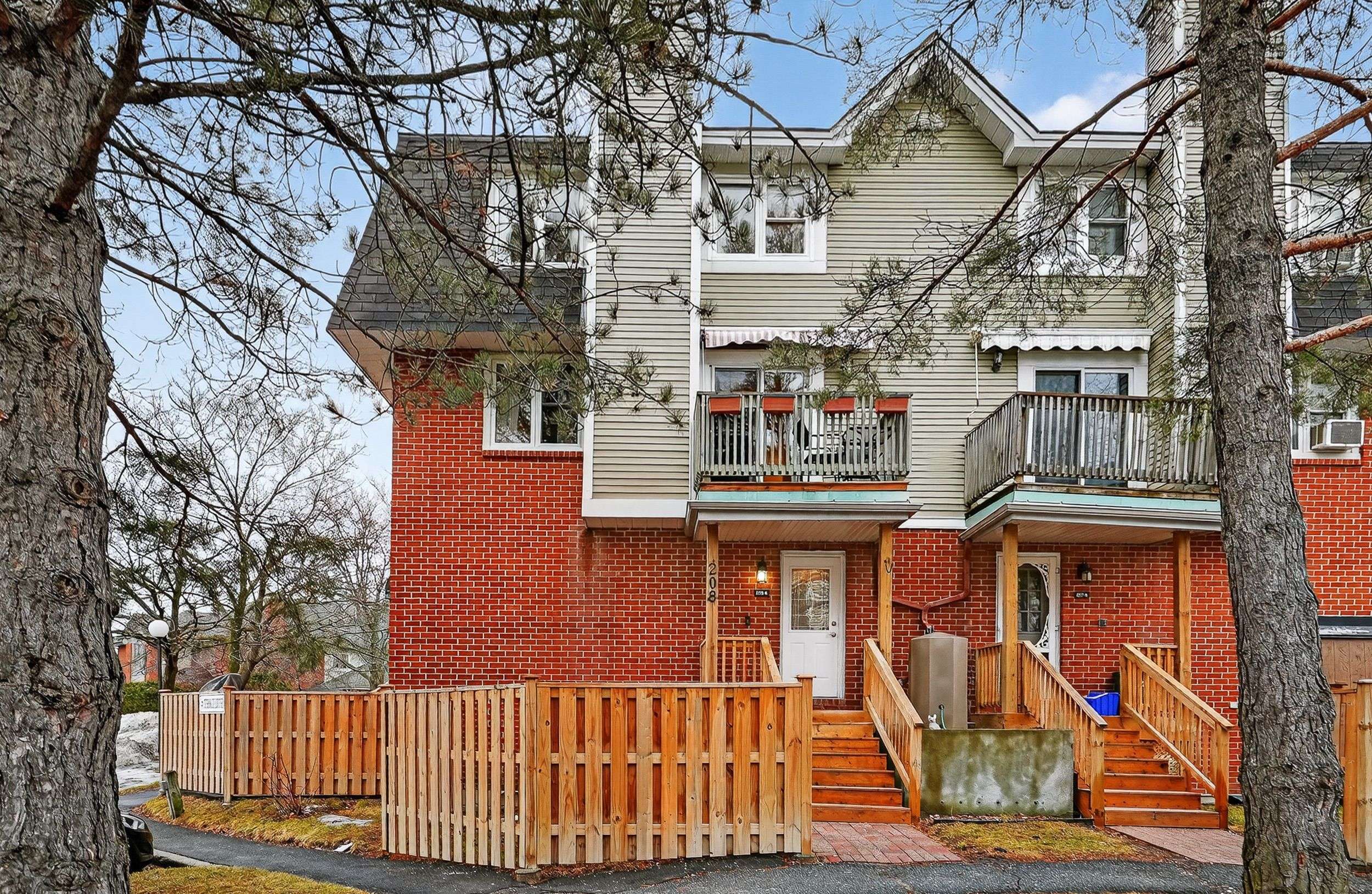 6 Terrace DR #208, Bells Corners And South To Fallowfield, ON K2H 9J2