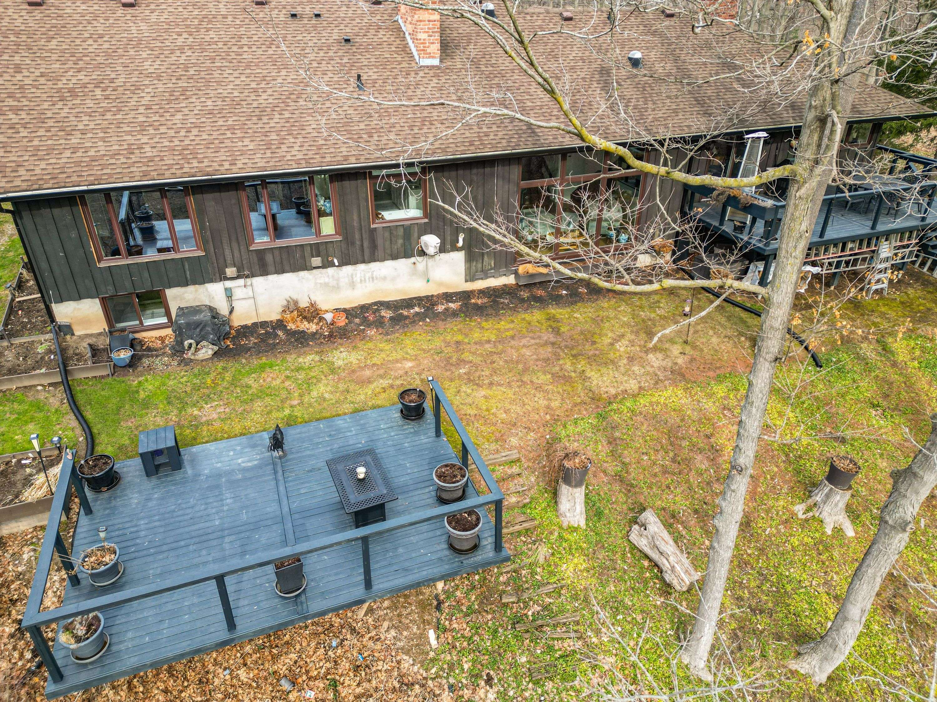 51 Park RD S, Grimsby, ON L3M 4E7