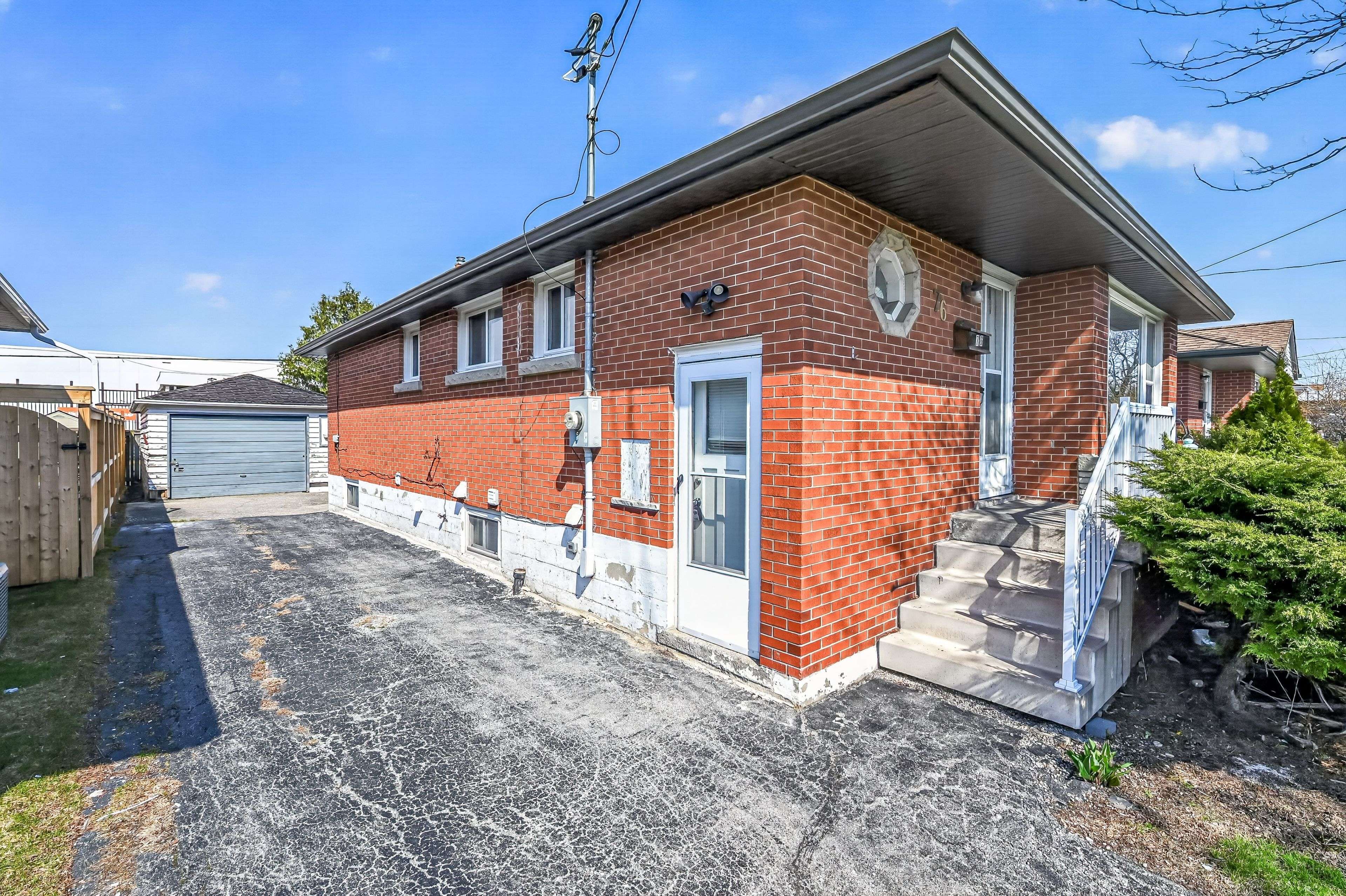 76 Terrace DR, Hamilton, ON L9A 2Y6