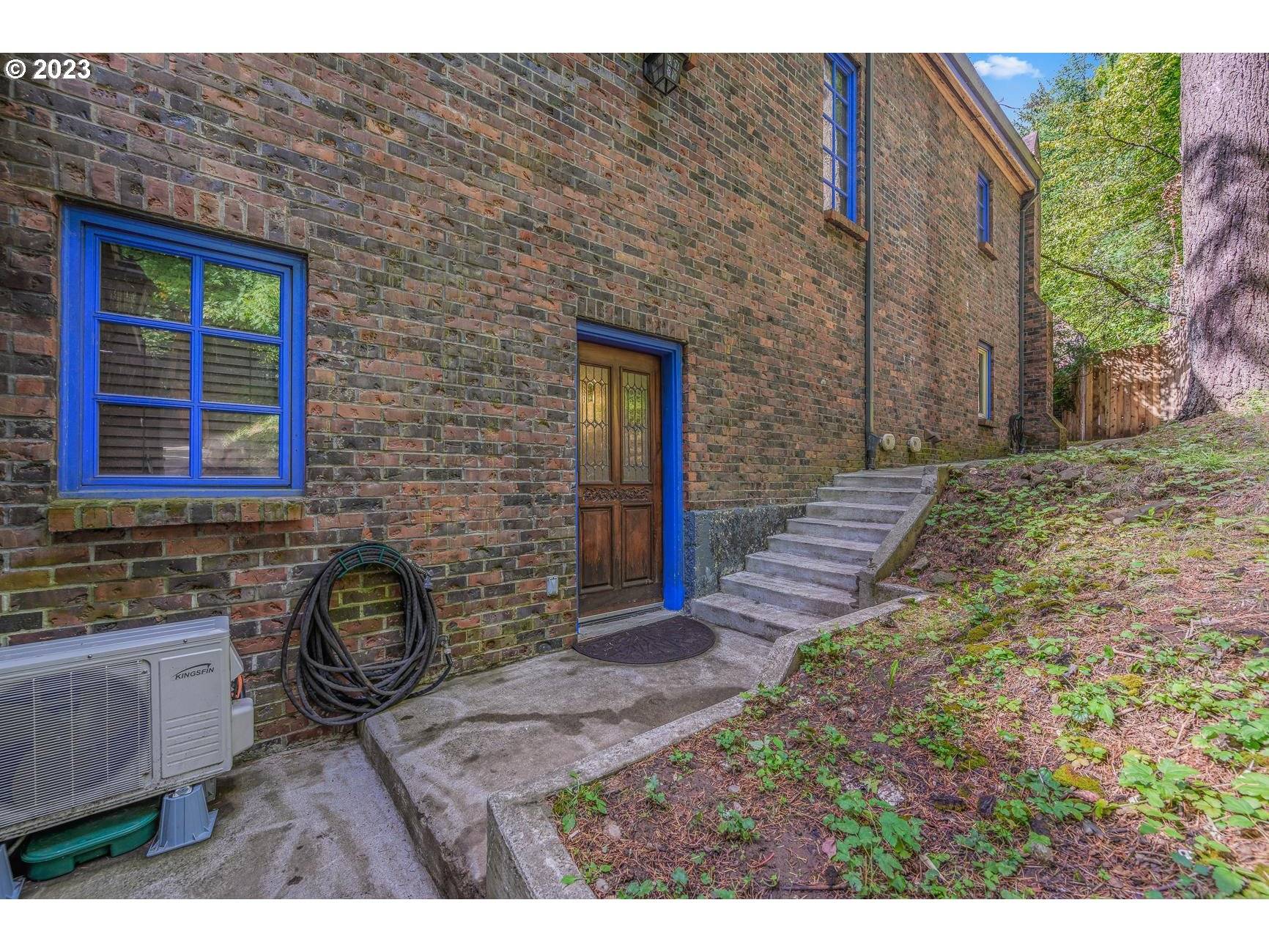 4224 SW MELVILLE AVE, Portland, OR 97239