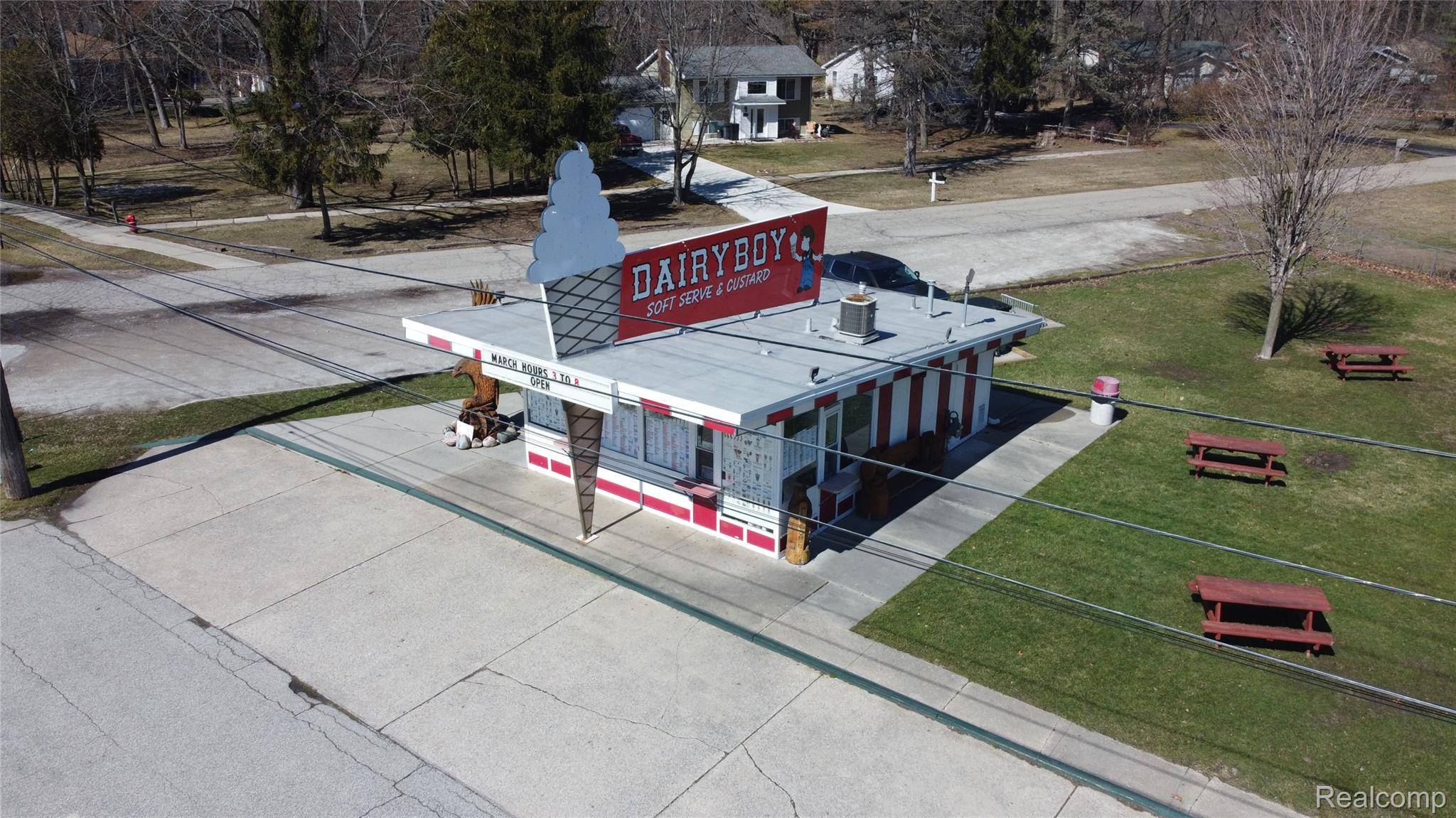 1826 Gratiot BLVD, Marysville, MI 48040