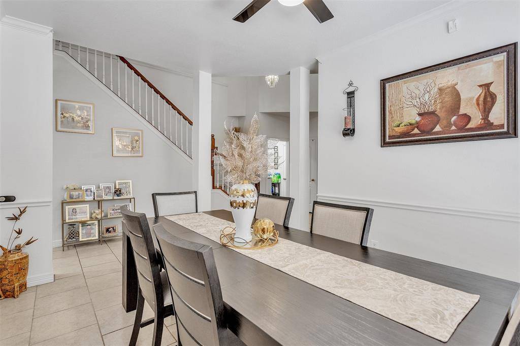 2806 Wandering Oak Drive, Corinth, TX 76208