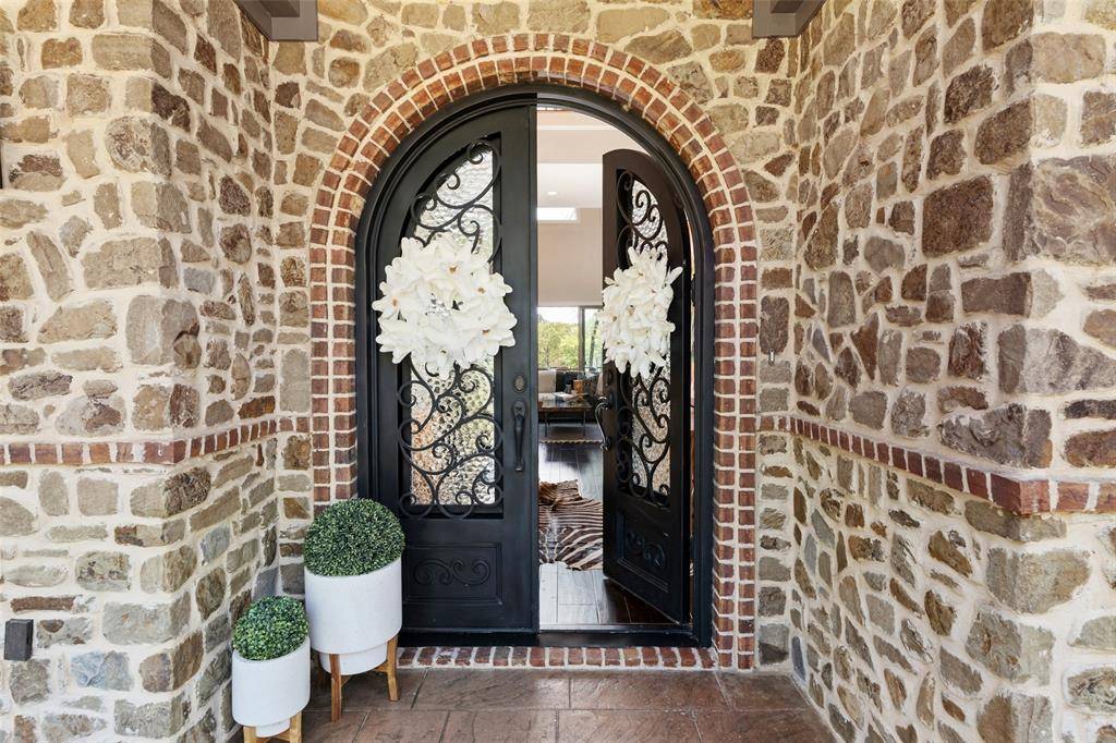 211 Sandpiper Drive, Mabank, TX 75156