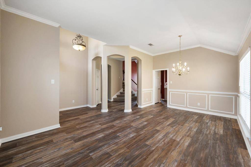 1916 Austin Street, Mansfield, TX 76063