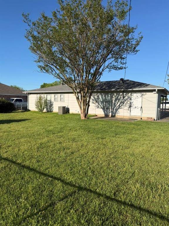 3045 Monroe Street, Commerce, TX 75428