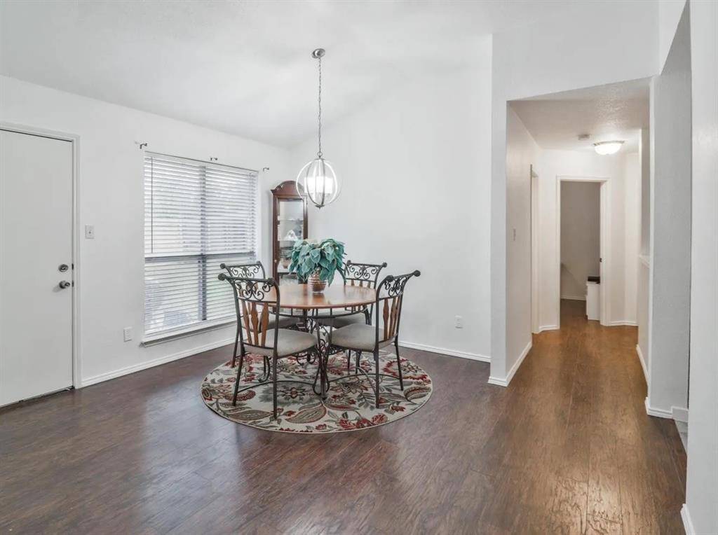 9403 Crimnson, Dallas, TX 75217