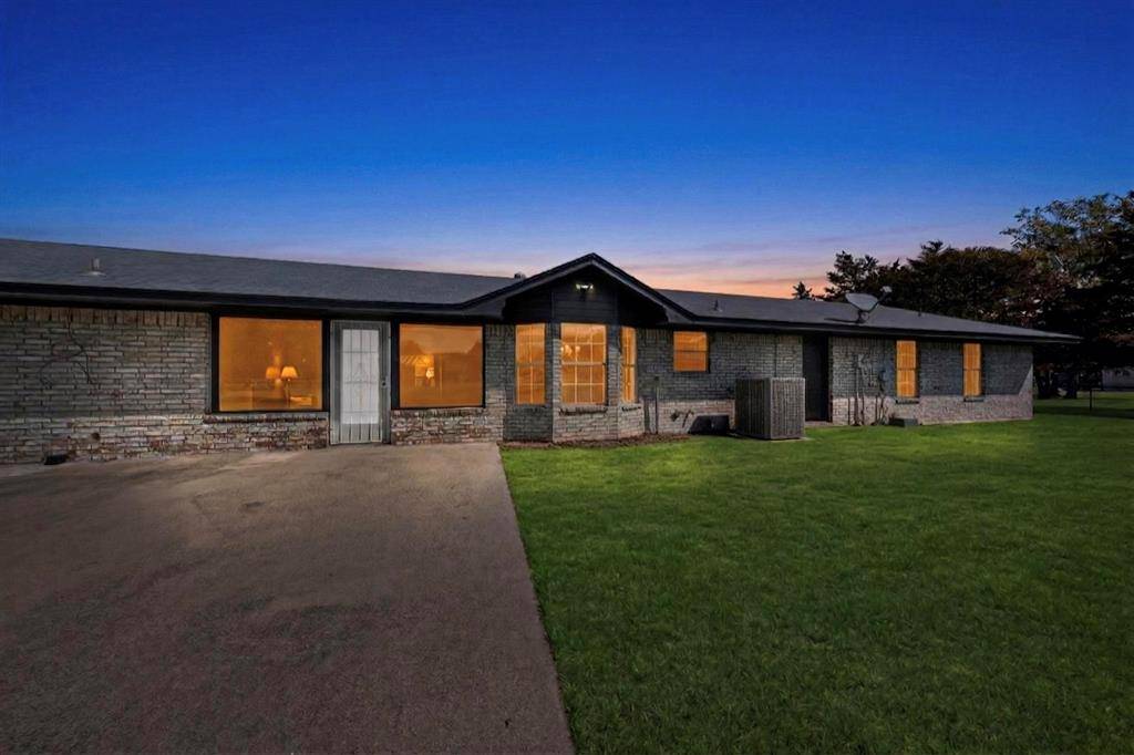 529 Morris Lane, Greenville, TX 75402