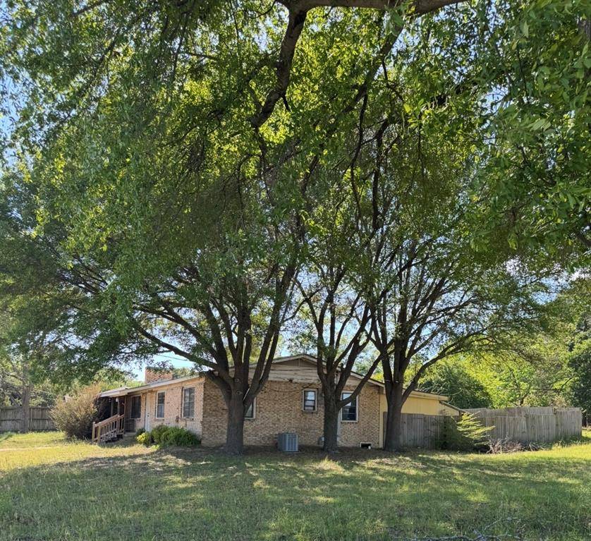 103 Pearl Street, Lindale, TX 75771