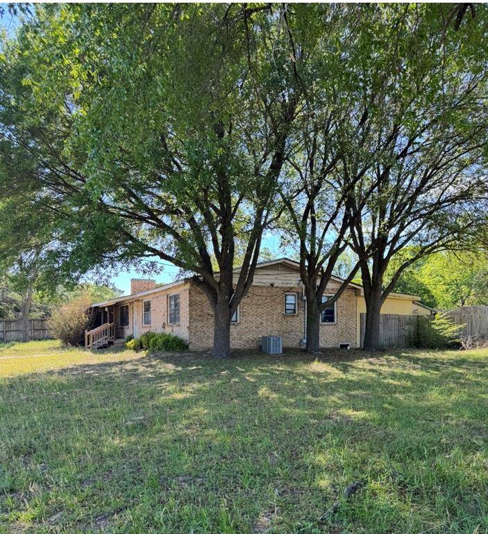 103 Pearl Street, Lindale, TX 75771
