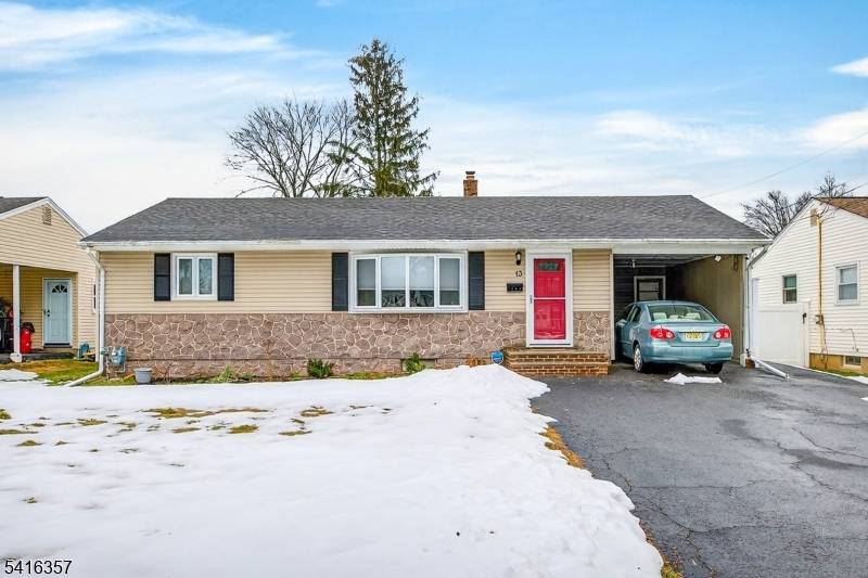 13 Yates Dr, East Brunswick Twp., NJ 08816