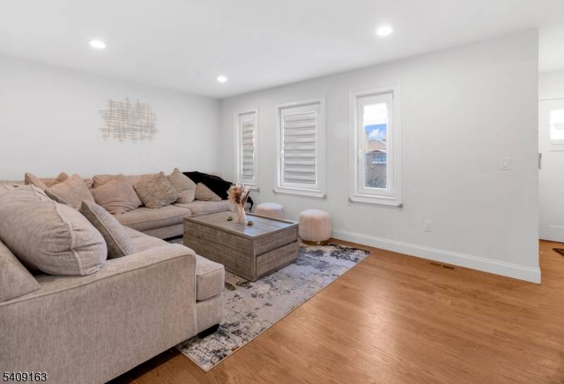 112 E 12th st, Linden City, NJ 07036