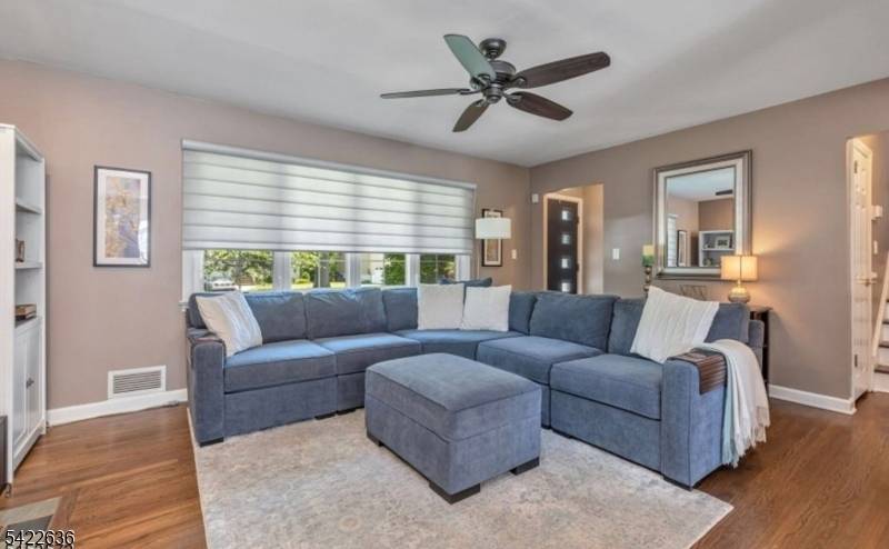 410 Walnut Ave, Cranford Twp., NJ 07016