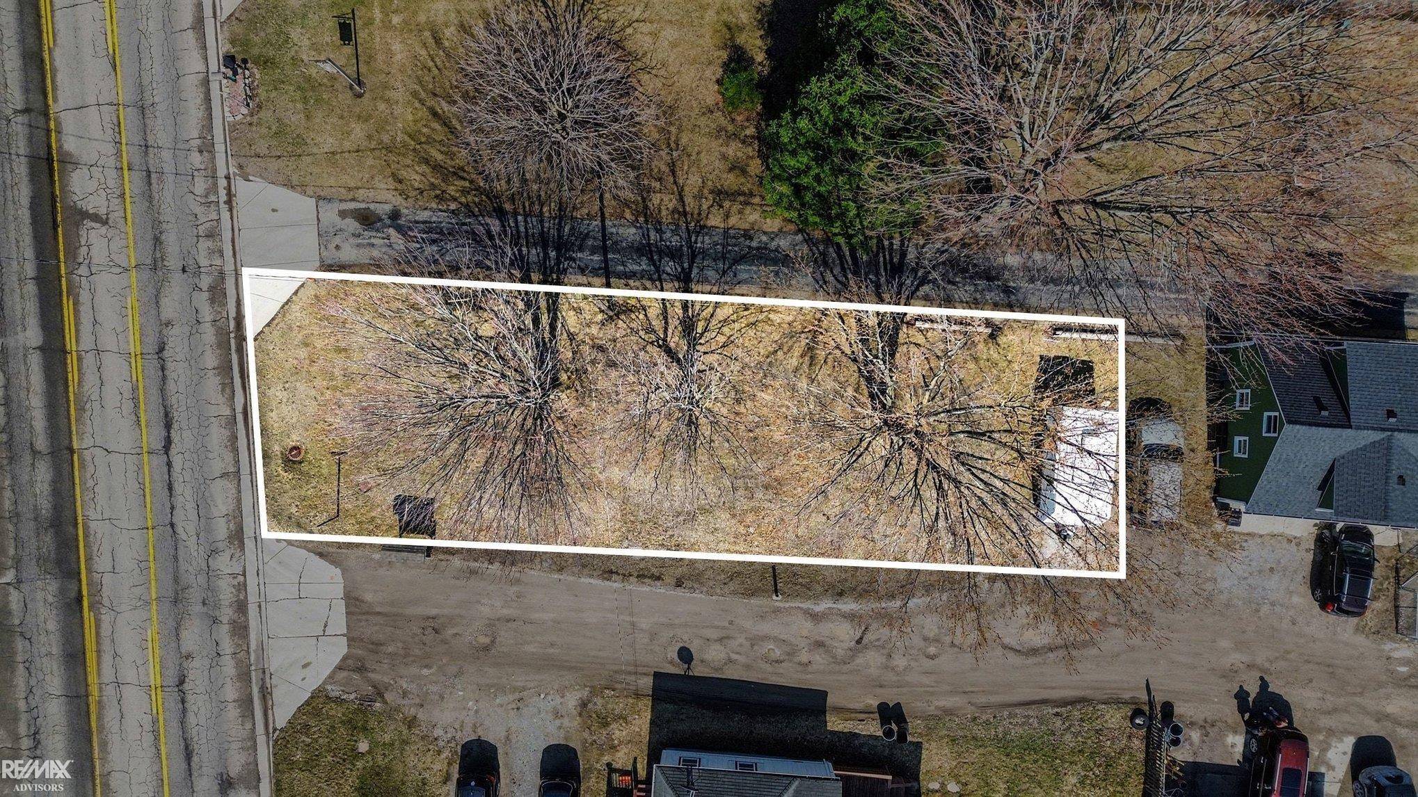 000 Martindale CT, Cottrellville Twp, MI 48039