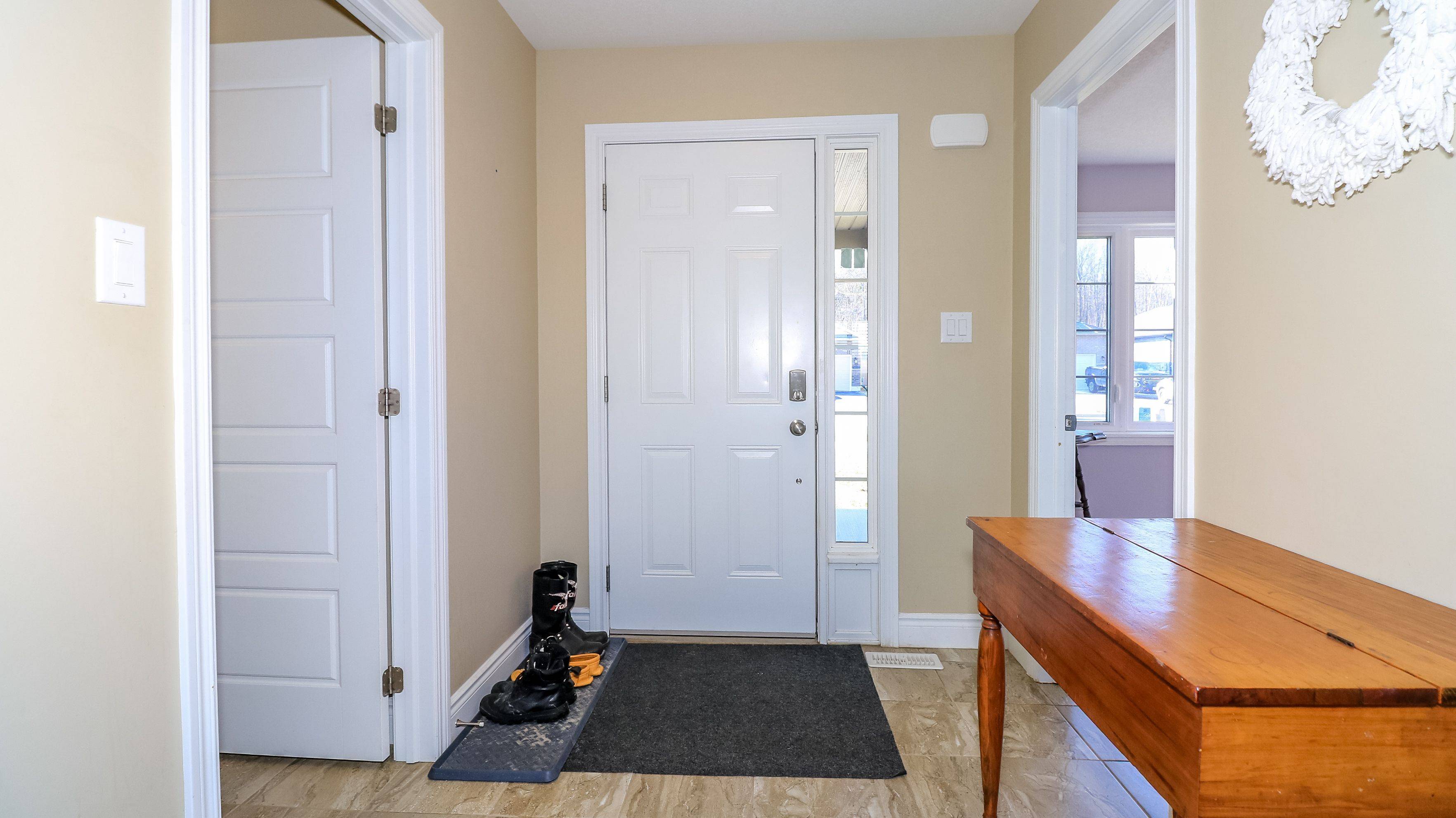 28 Hunter AVE, Tay, ON L0K 2A0