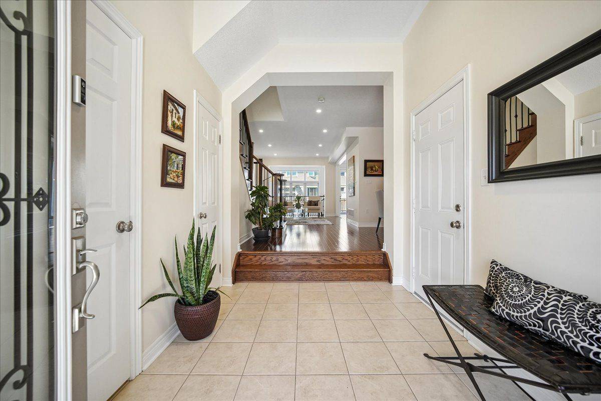 2019 Trawden WAY #22, Oakville, ON L6M 0M3