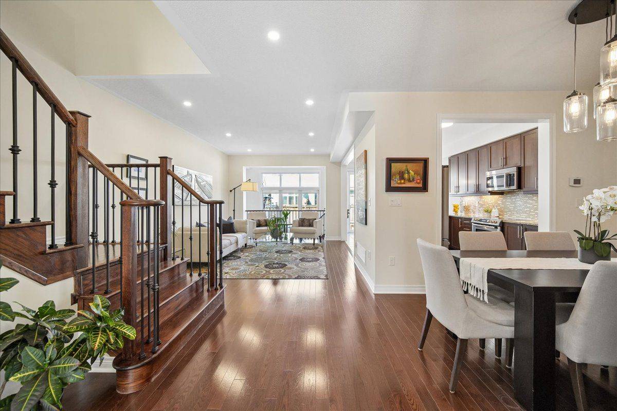 2019 Trawden WAY #22, Oakville, ON L6M 0M3