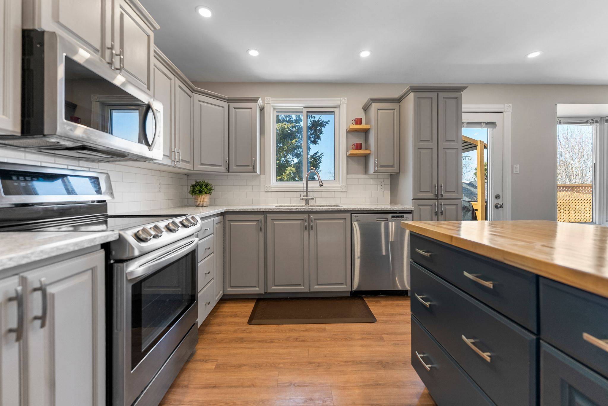 5 Gardner ST, Arnprior, ON K7S 3S1