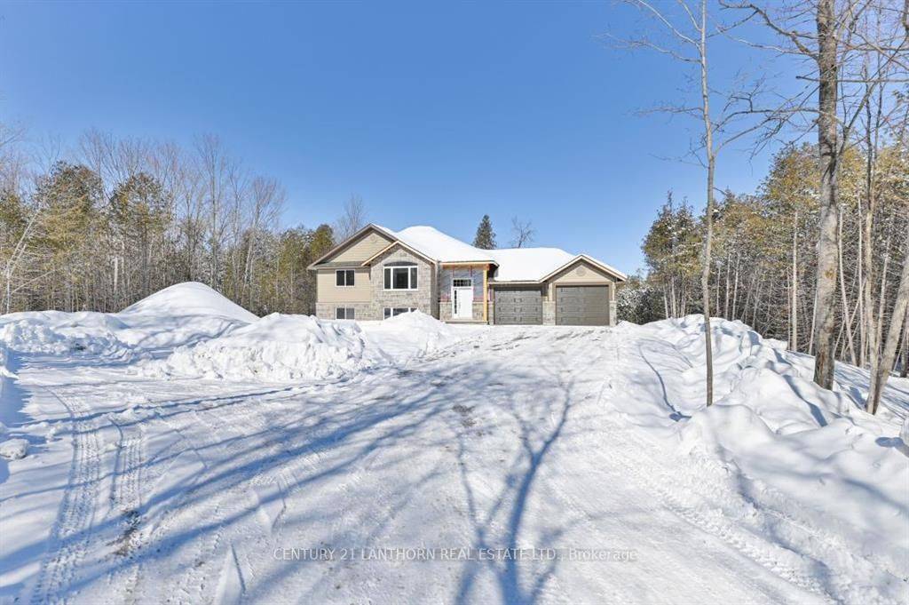 1039 Crookston RD, Centre Hastings, ON K0K 2K0