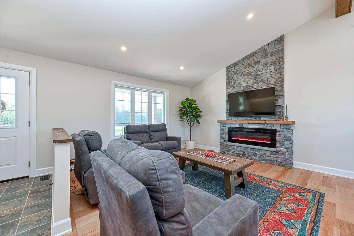 7462 County Road 21 RD, Augusta, ON K0E 1X0