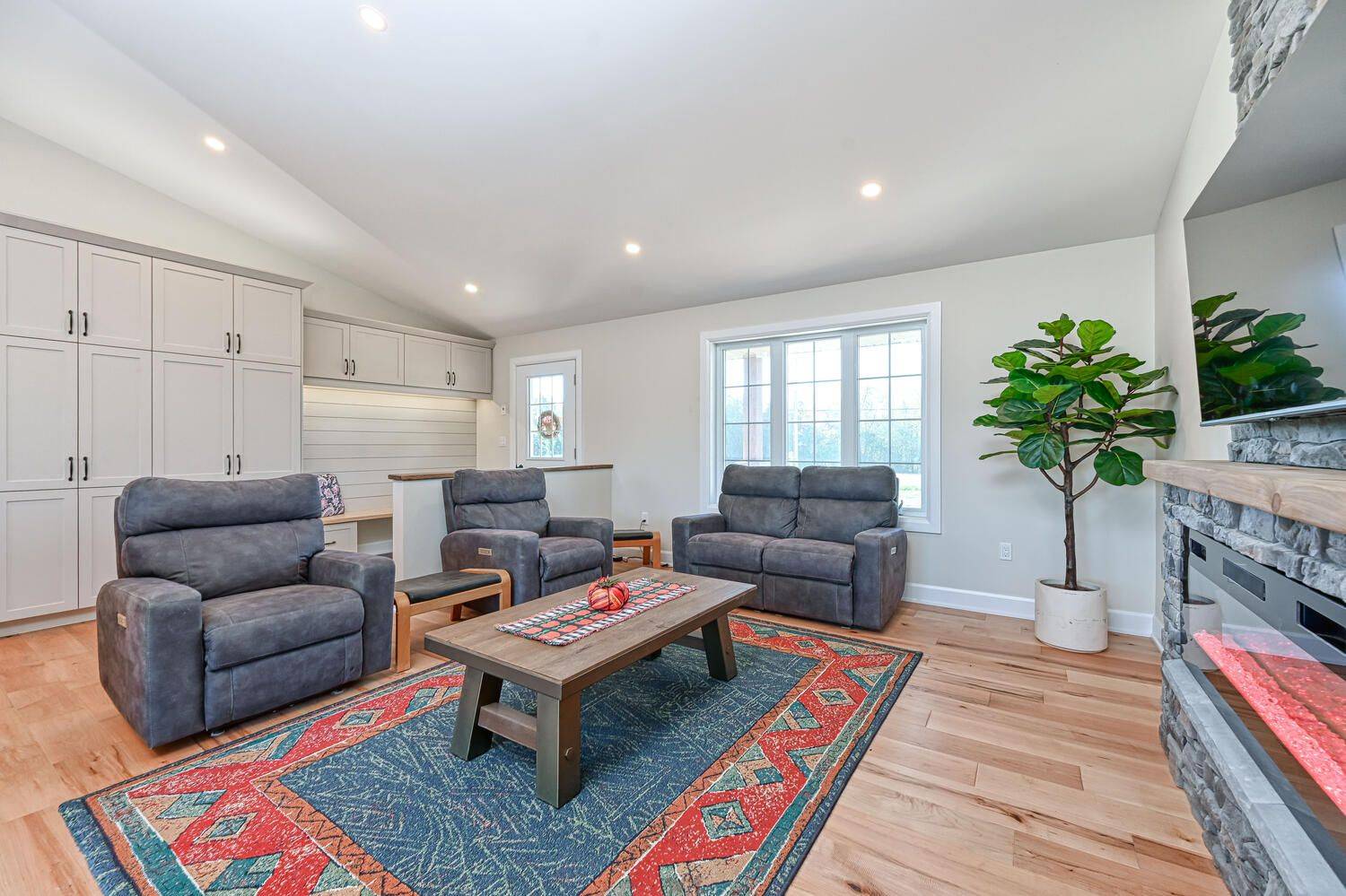 7462 County Road 21 RD, Augusta, ON K0E 1X0