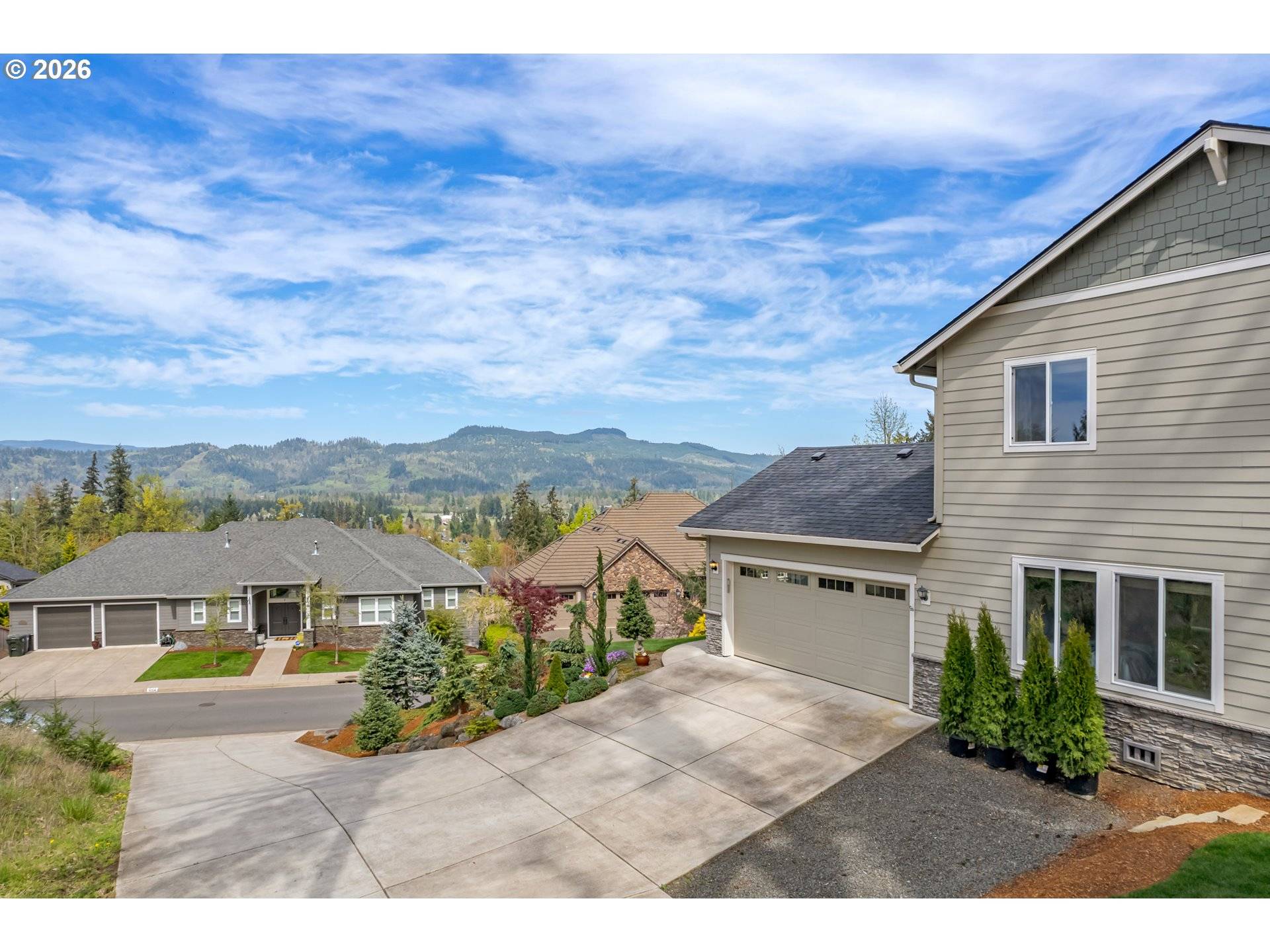 6189 FOREST RIDGE DR, Springfield, OR 97478