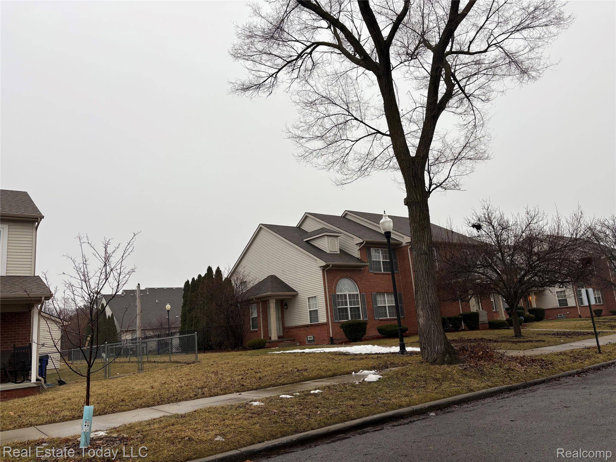 1304 17th ST #18, Detroit, MI 48216