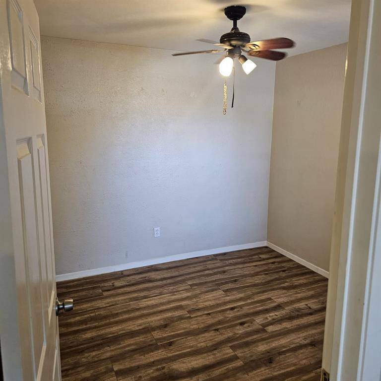 1732 Crest Point Drive, Arlington, TX 76012