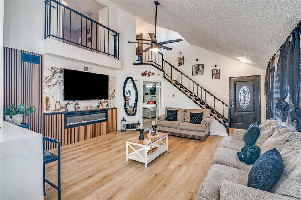 436 Crooked Lane, Mesquite, TX 75149