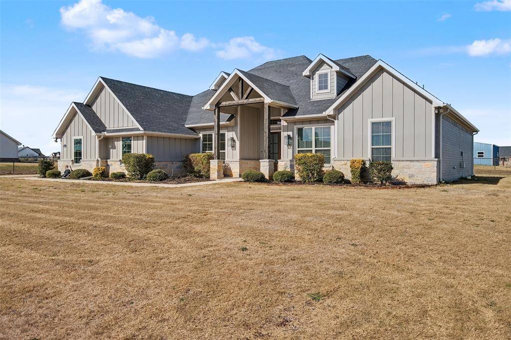 6334 Rustic Edge Street, Godley, TX 76044