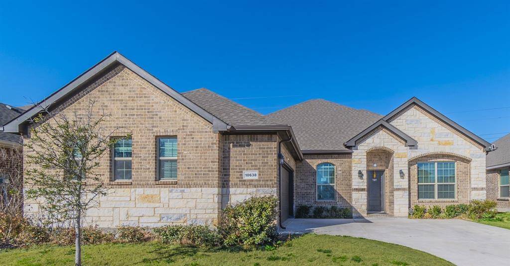 10638 Cherry Tree Way, Grand Prairie, TX 76065