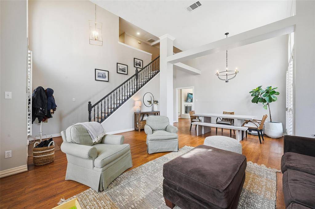 3848 Walden Way, Dallas, TX 75287