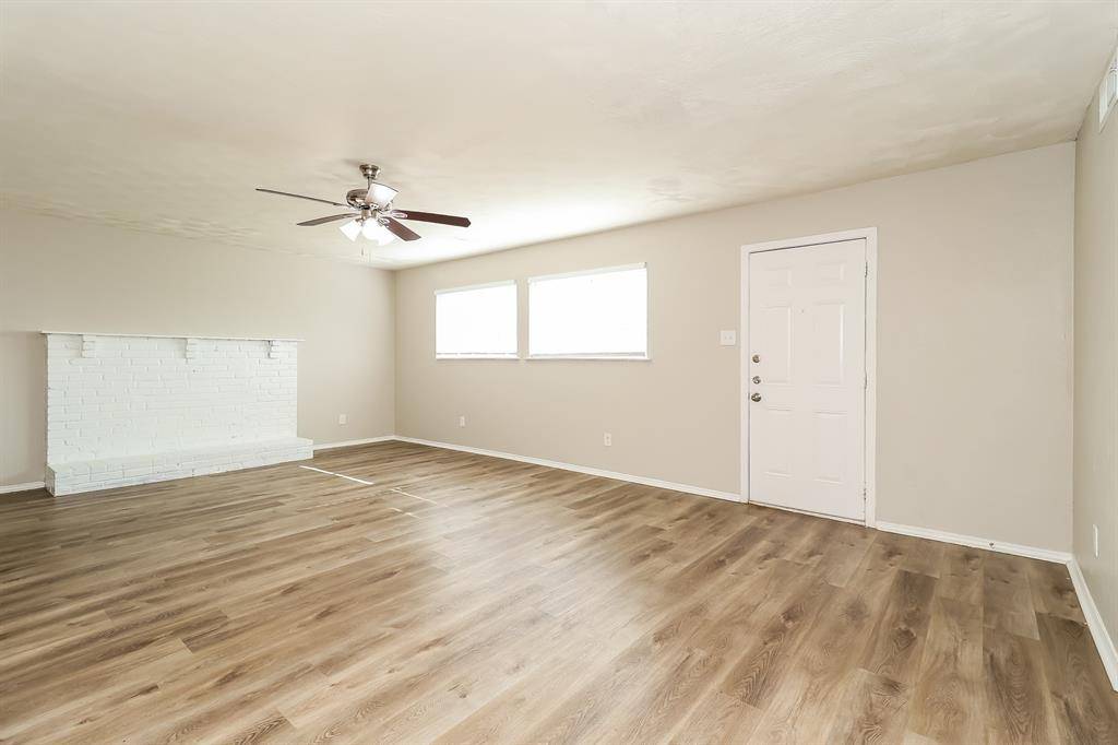 11226 Drummond Drive, Dallas, TX 75228