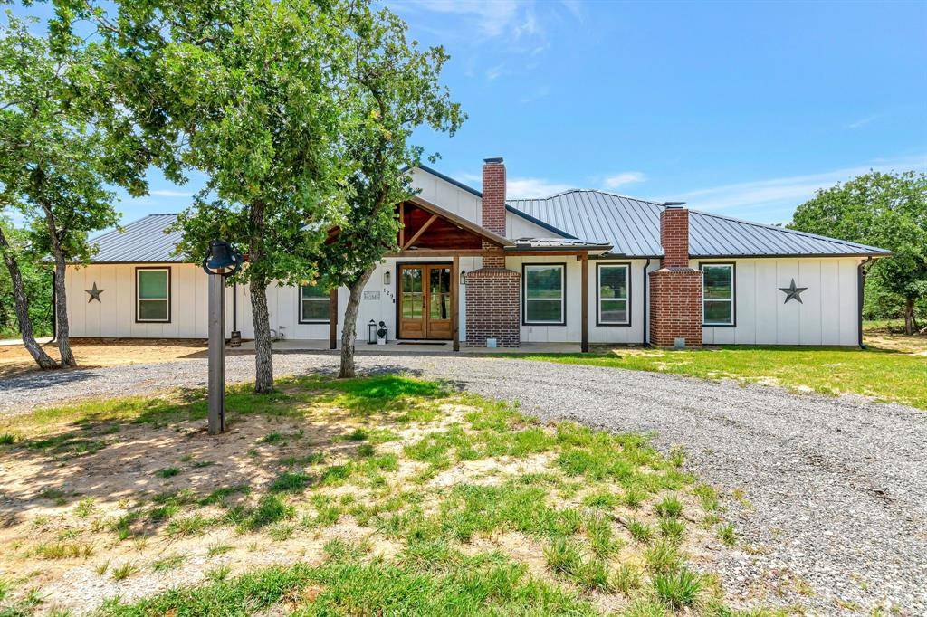 129 Whiskey Ranch Road, Runaway Bay, TX 76426