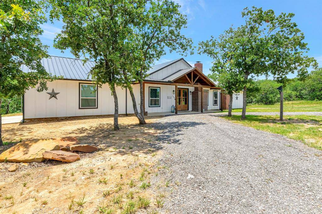 129 Whiskey Ranch Road, Runaway Bay, TX 76426