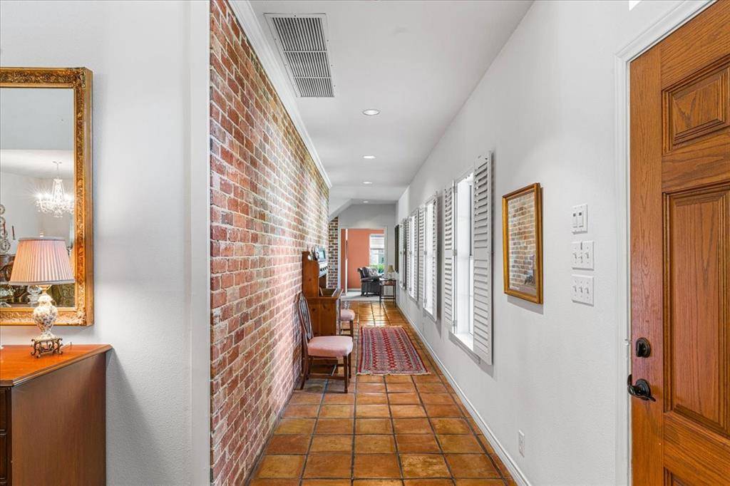 602 Mills Place, Corsicana, TX 75110