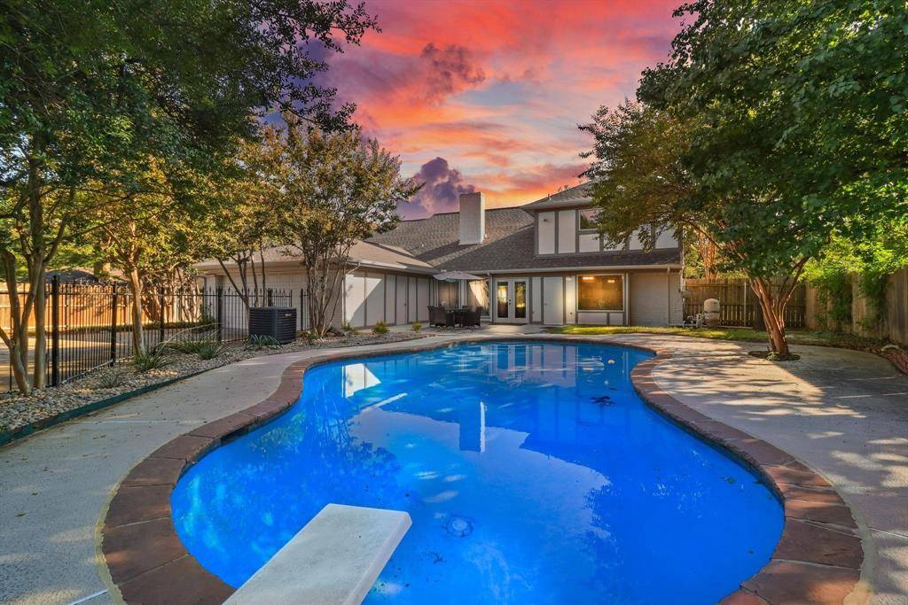 207 Fresh Meadow Drive, Trophy Club, TX 76262