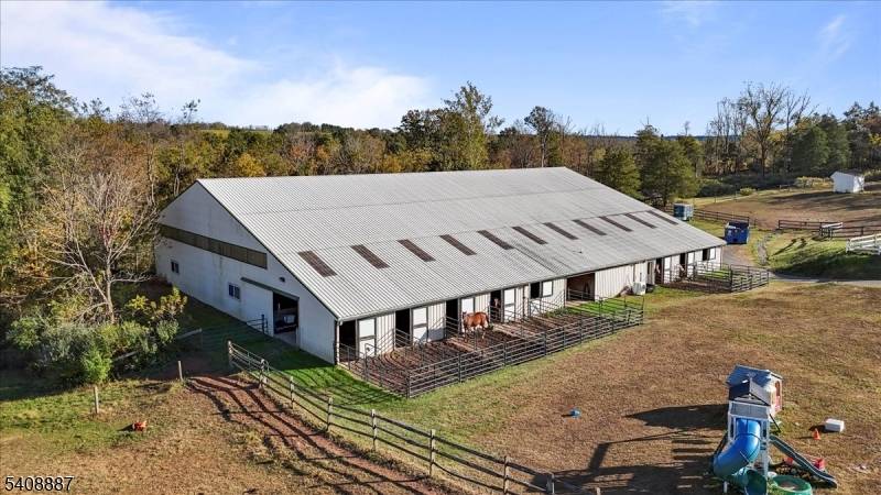 152 County Road 513, Alexandria Twp., NJ 08825