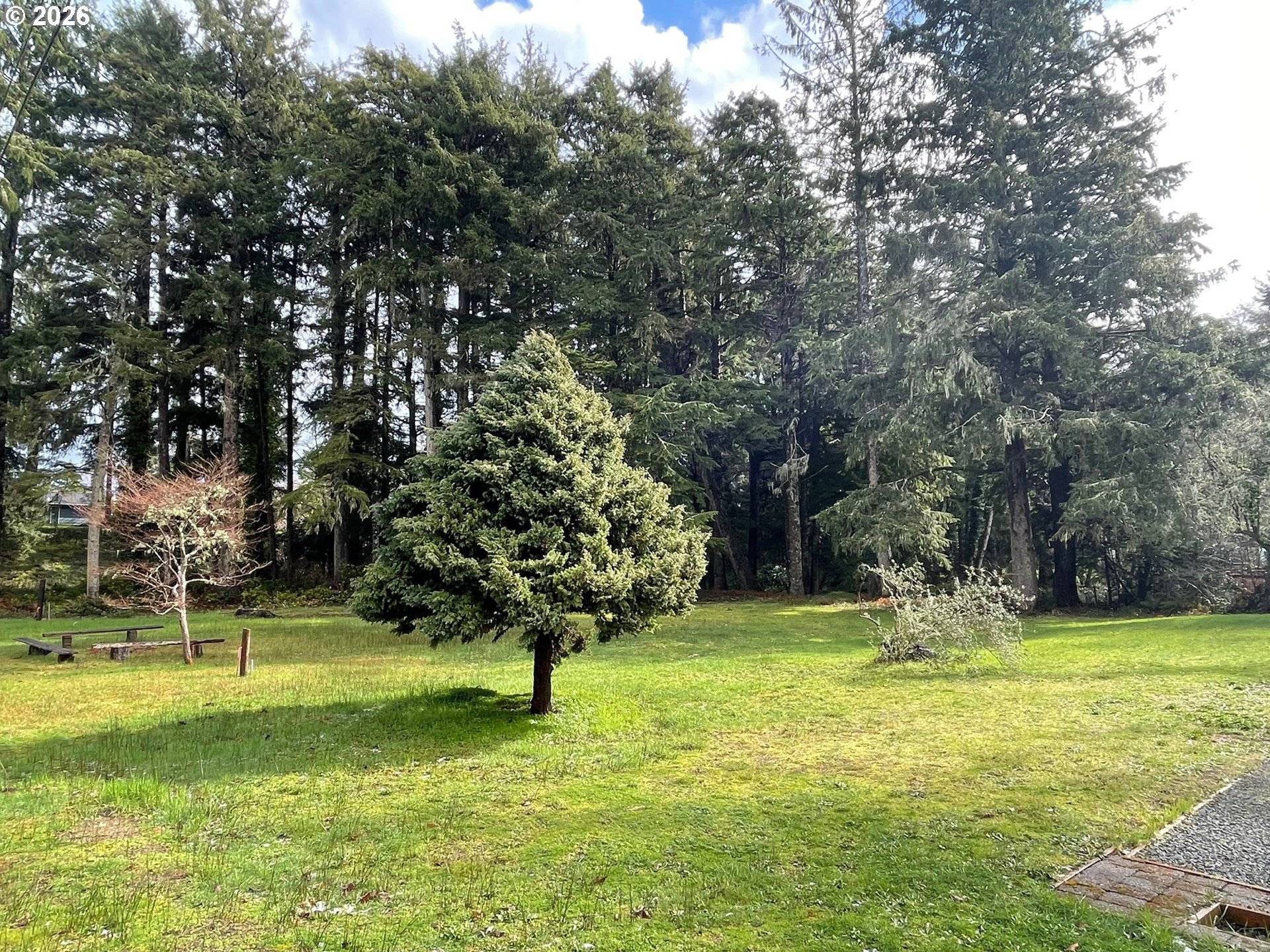 East of 723 5th ST, Gearhart, OR 97138