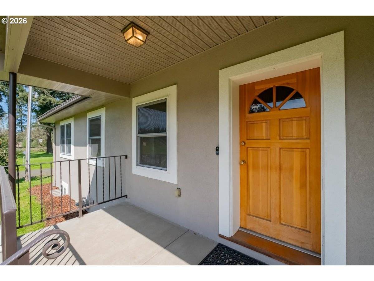 28095 SANTIAM HWY, Sweet Home, OR 97386