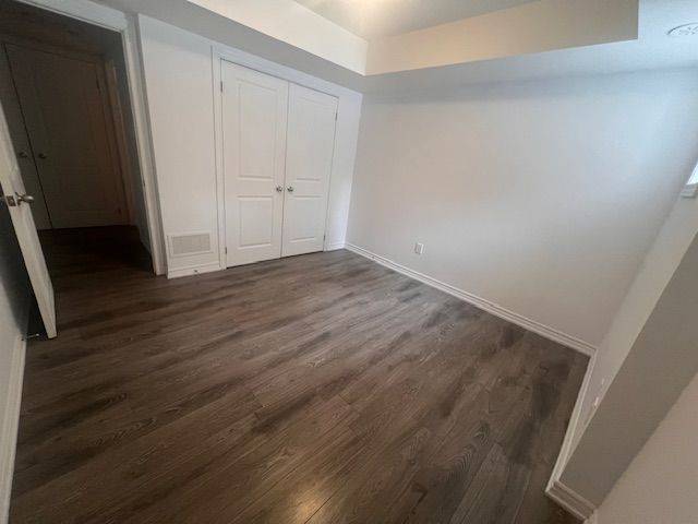 1715 Adirondack Chase #111, Pickering, ON L1X 0E5